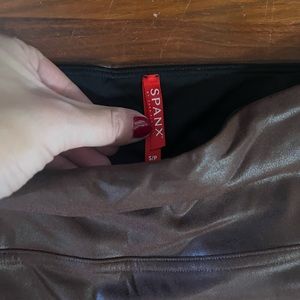 Dark rust-color spanx leggings